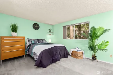 9107 NE 142nd Way Kirkland WA 98034