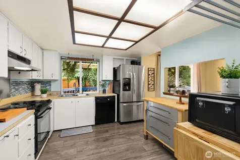 9107 NE 142nd Way Kirkland WA 98034