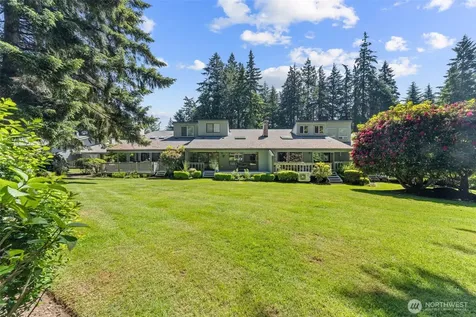 909 30th Street NW Gig Harbor WA 98335