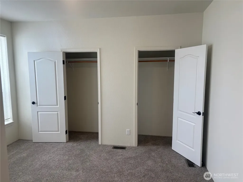 1321 Fort Walla Walla WA 99362