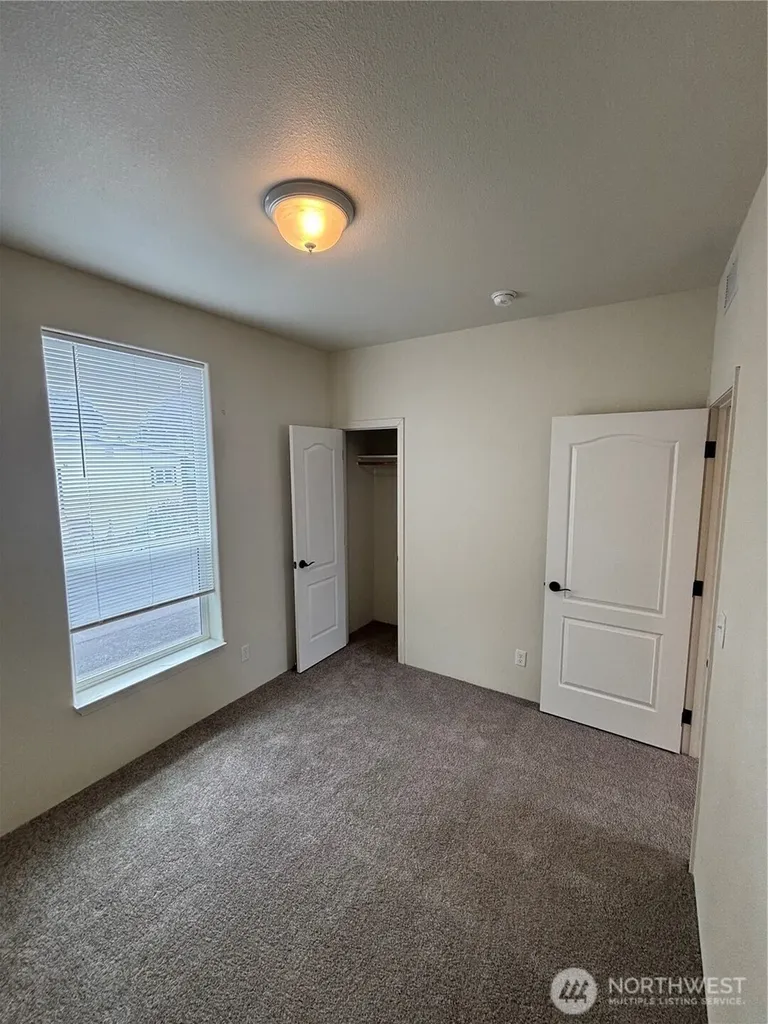 1321 Fort Walla Walla WA 99362