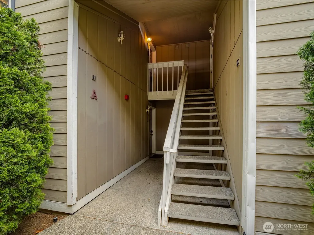 20030 66th Place W Lynnwood WA 98036