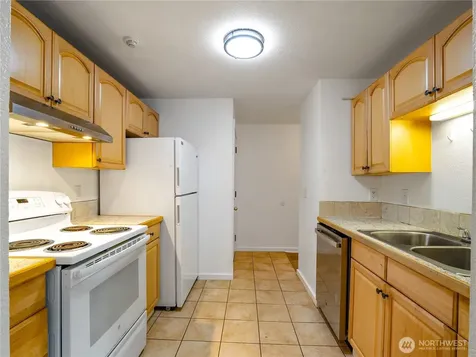 20030 66th Place W Lynnwood WA 98036