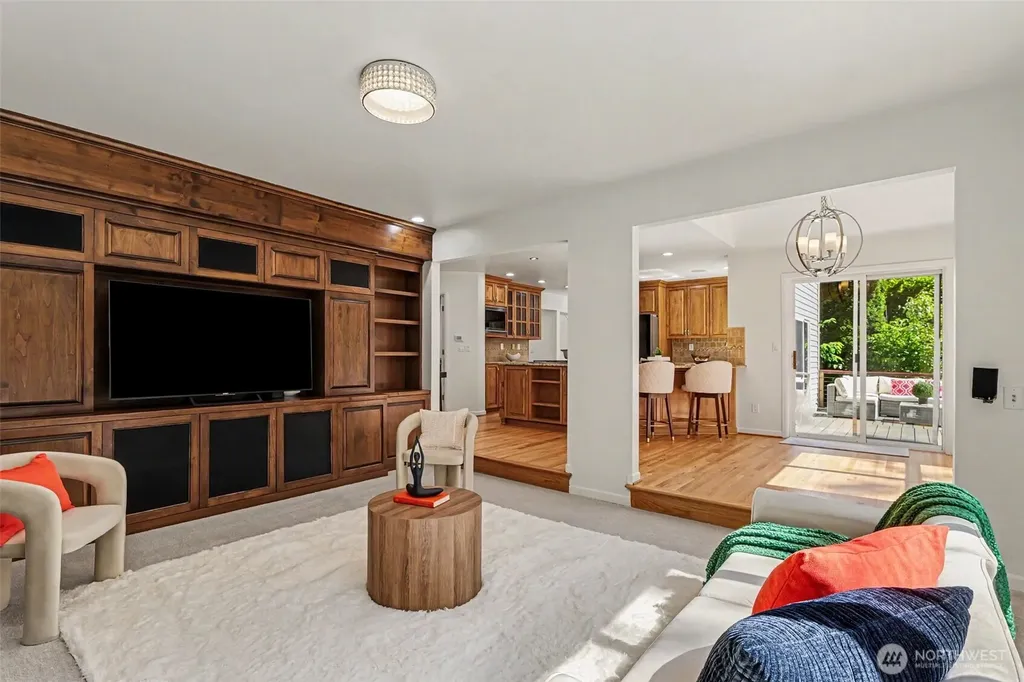 23405 SE 27th Court Sammamish WA 98075