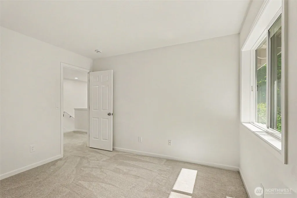 23405 SE 27th Court Sammamish WA 98075