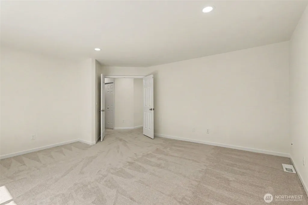 23405 SE 27th Court Sammamish WA 98075