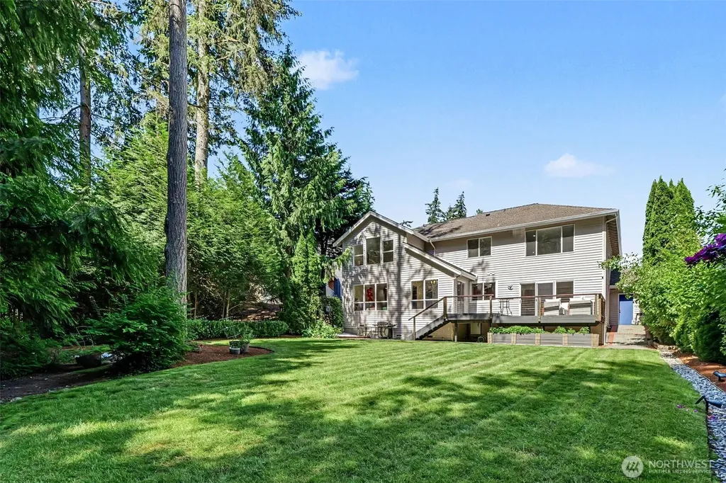 23405 SE 27th Court Sammamish WA 98075