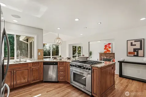23405 SE 27th Court Sammamish WA 98075