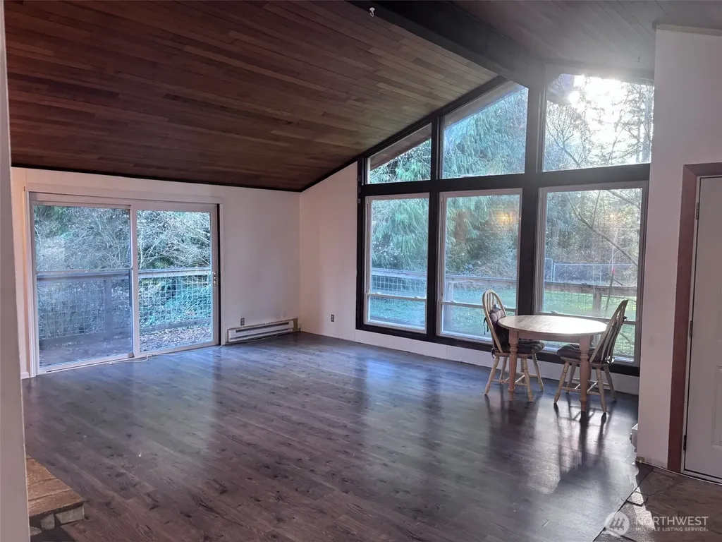 22921 49th Avenue SE Bothell WA 98021