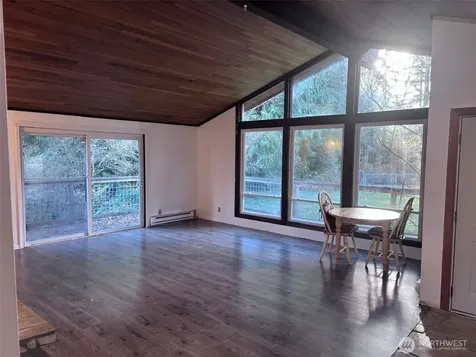 22921 49th Avenue SE Bothell WA 98021
