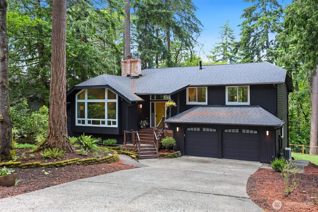 145 Mt Pilchuck Avenue SW Issaquah WA 98027