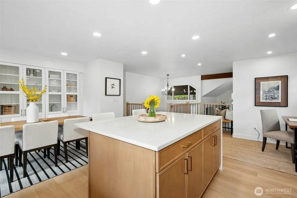 145 Mt Pilchuck Avenue SW Issaquah WA 98027