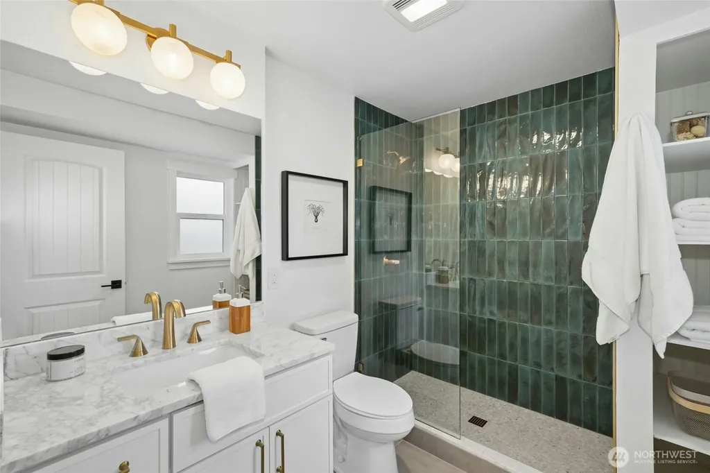145 Mt Pilchuck Avenue SW Issaquah WA 98027