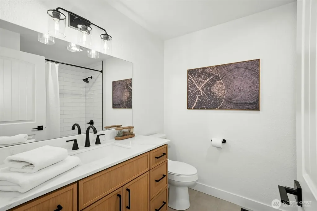 145 Mt Pilchuck Avenue SW Issaquah WA 98027