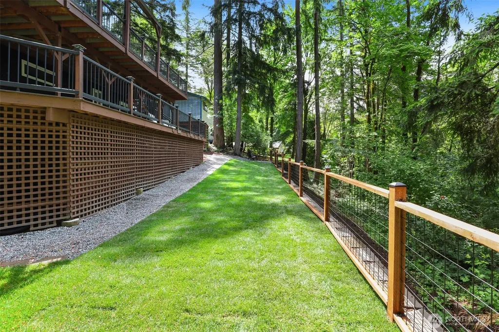 145 Mt Pilchuck Avenue SW Issaquah WA 98027