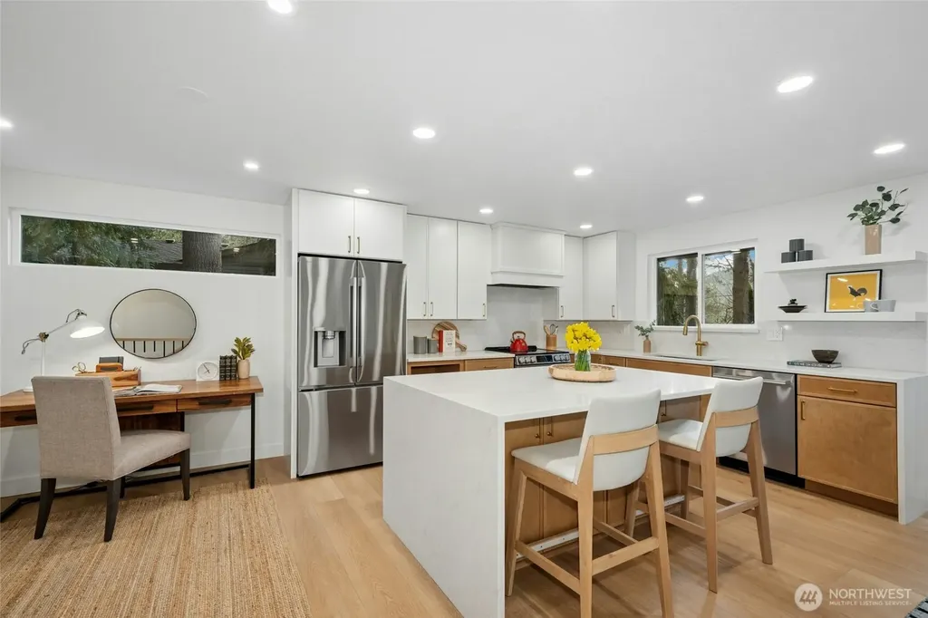 145 Mt Pilchuck Avenue SW Issaquah WA 98027