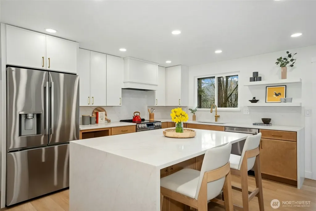 145 Mt Pilchuck Avenue SW Issaquah WA 98027