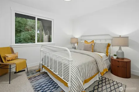 145 Mt Pilchuck Avenue SW Issaquah WA 98027