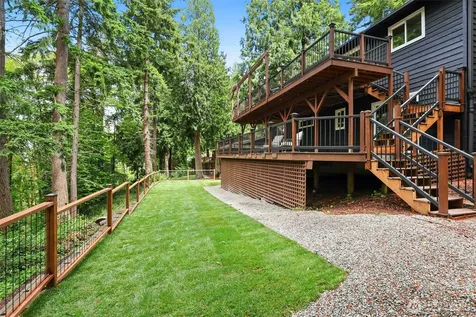 145 Mt Pilchuck Avenue SW Issaquah WA 98027