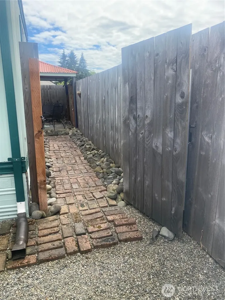 2421 Leisure Lane Centralia WA 98531