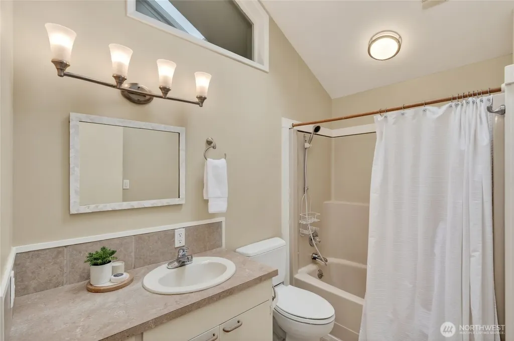 270 Shallow Shore Road Bellingham WA 98229