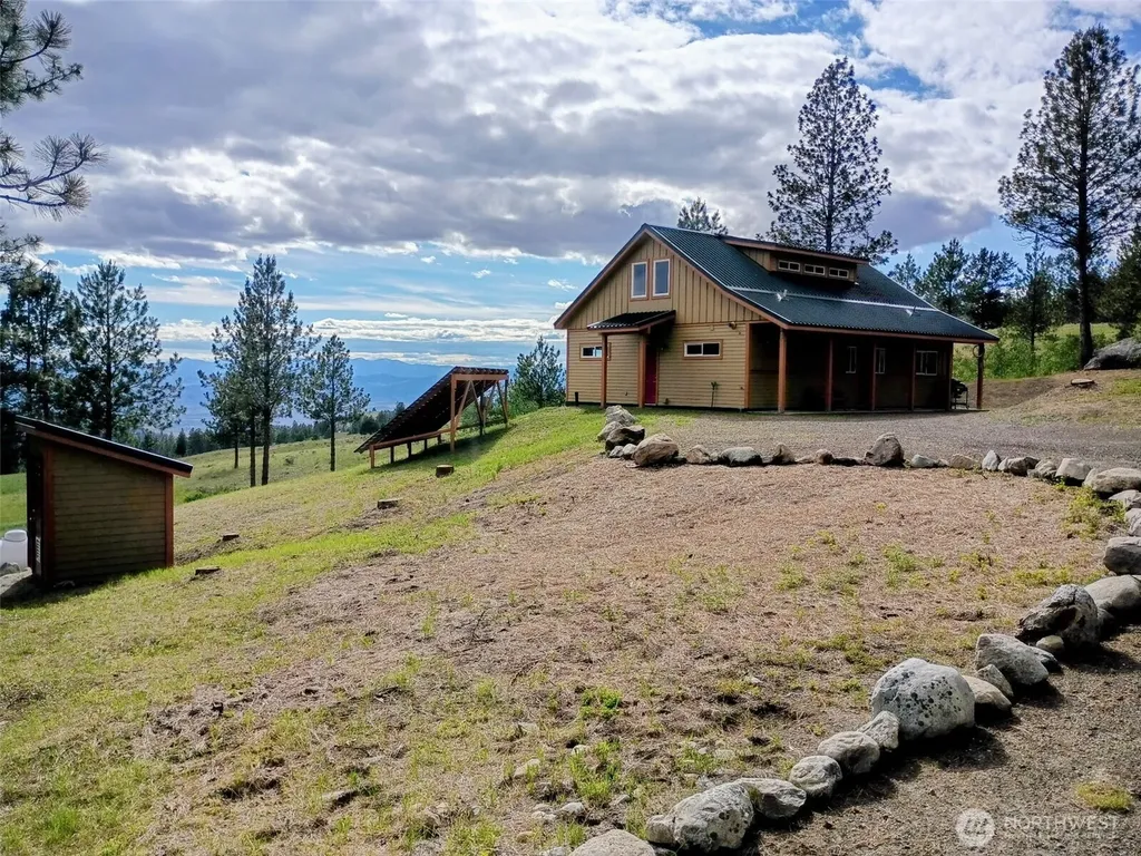 359 Bandtman Road Tonasket WA 98855