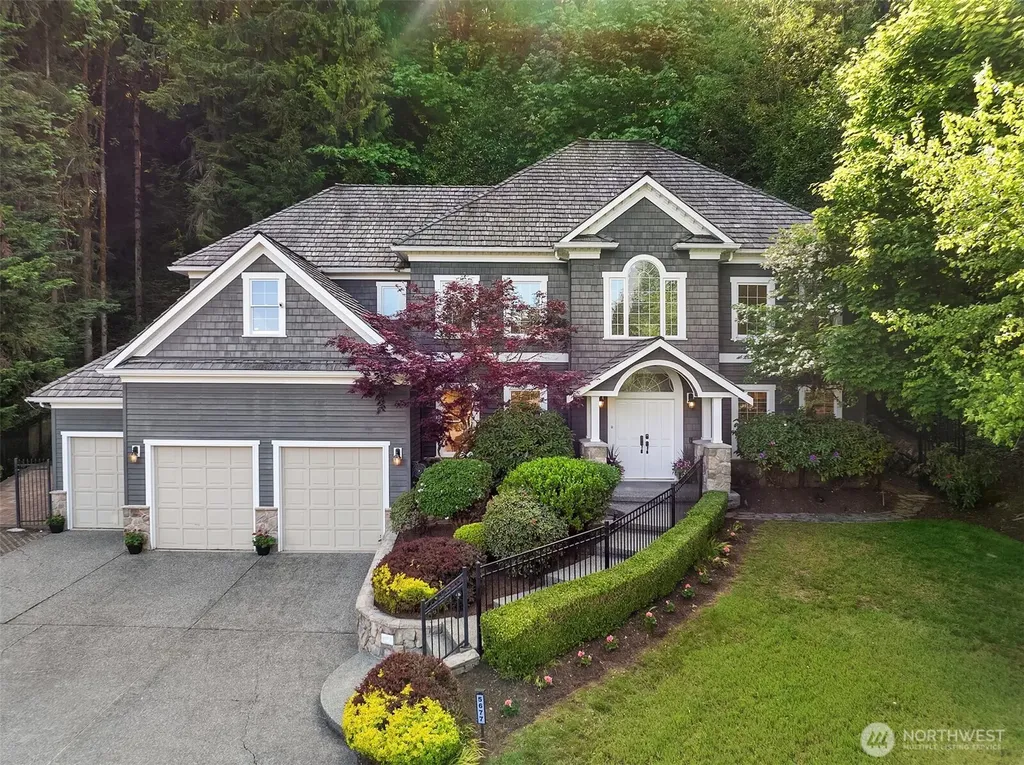 5677 193rd Place SE Issaquah WA 98027