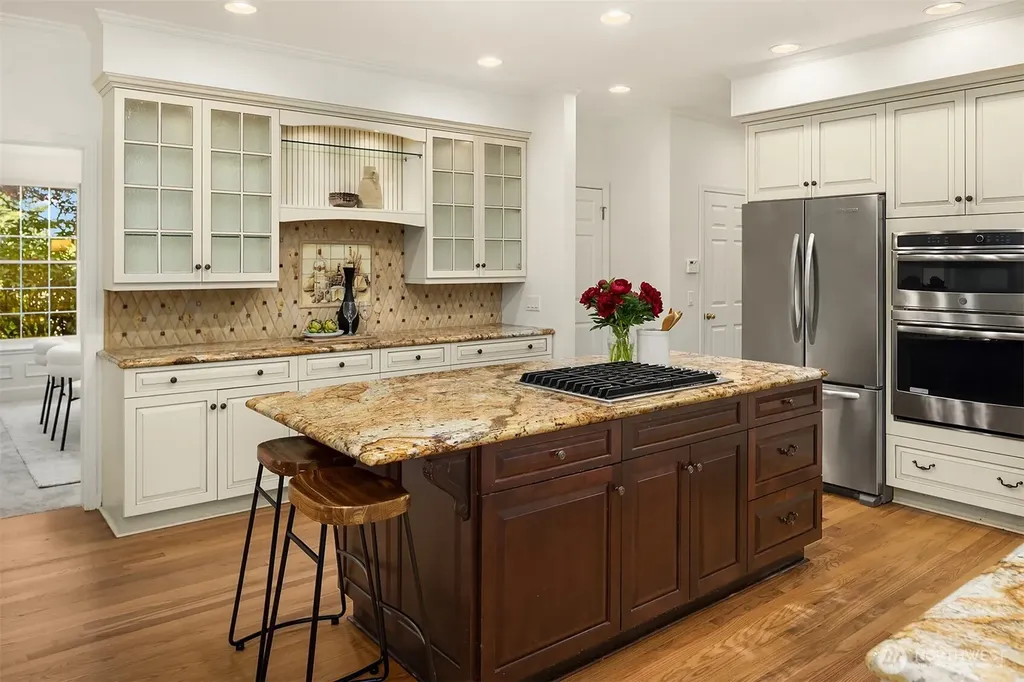 5677 193rd Place SE Issaquah WA 98027
