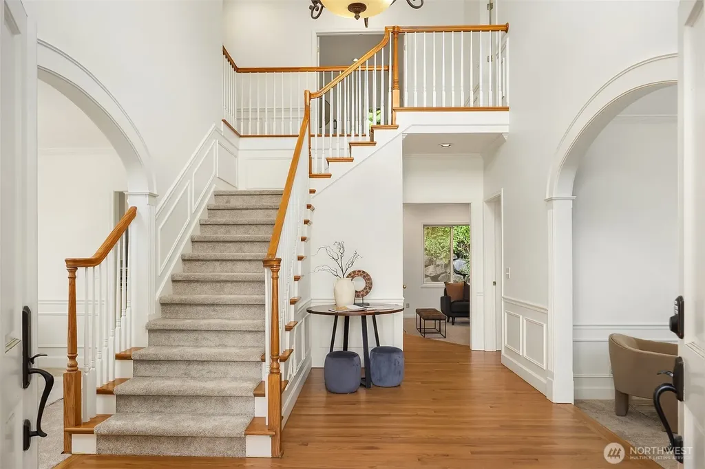 5677 193rd Place SE Issaquah WA 98027