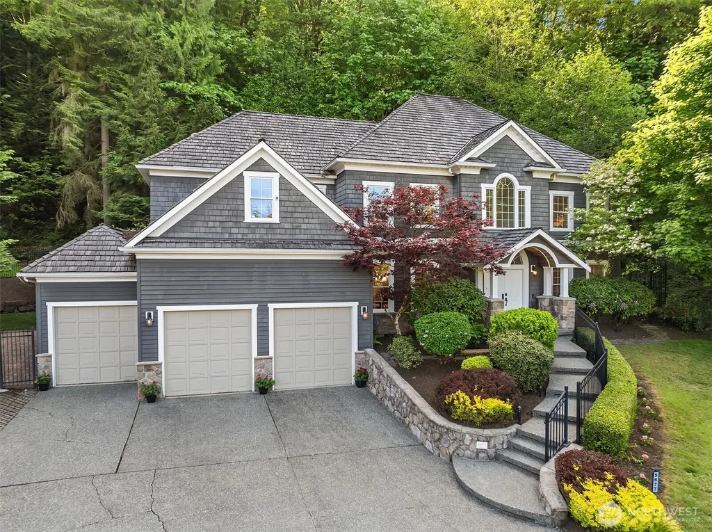 5677 193rd Place SE Issaquah WA 98027