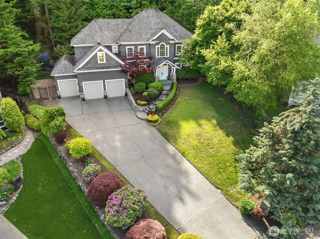 5677 193rd Place SE Issaquah WA 98027