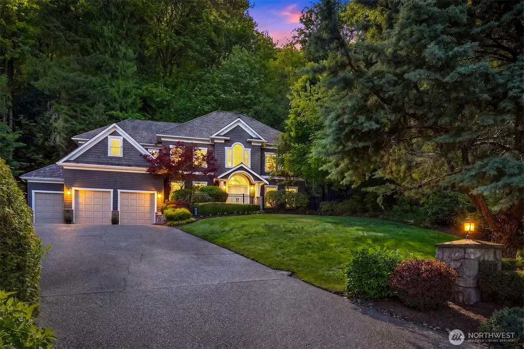 5677 193rd Place SE Issaquah WA 98027