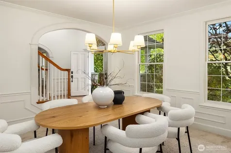 5677 193rd Place SE Issaquah WA 98027