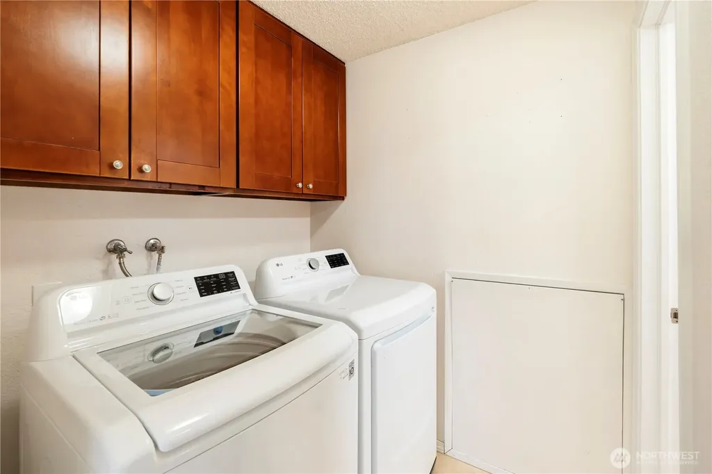 14629 NE 35th Street Bellevue WA 98007
