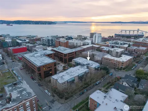 275 W Roy Street Seattle WA 98119