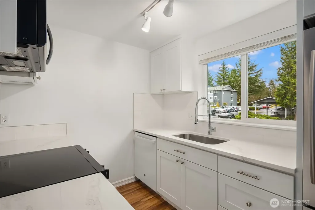 14006 181 Place Woodinville WA 98072