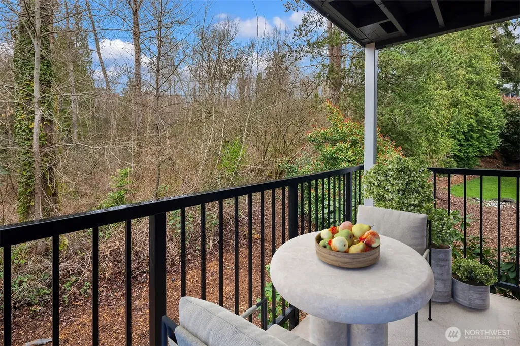 14006 181 Place Woodinville WA 98072
