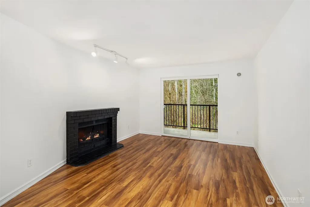14006 181 Place Woodinville WA 98072