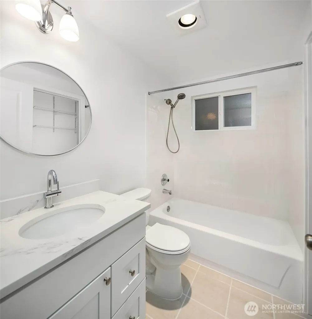 14006 181 Place Woodinville WA 98072