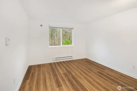 14006 181 Place Woodinville WA 98072