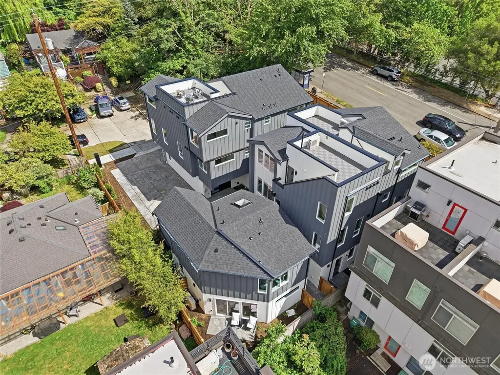 1409 29th Avenue Seattle WA 98122