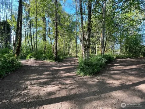 15901 108th Street E Puyallup WA 98374