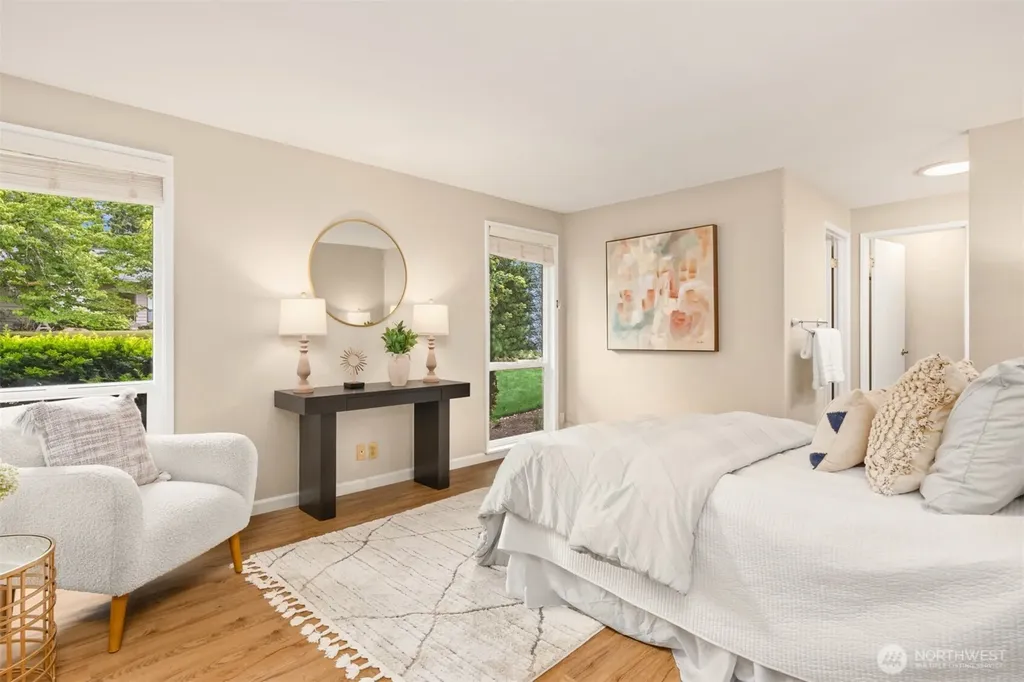 1011 Blue Heron Avenue NE Bainbridge Island WA 98110