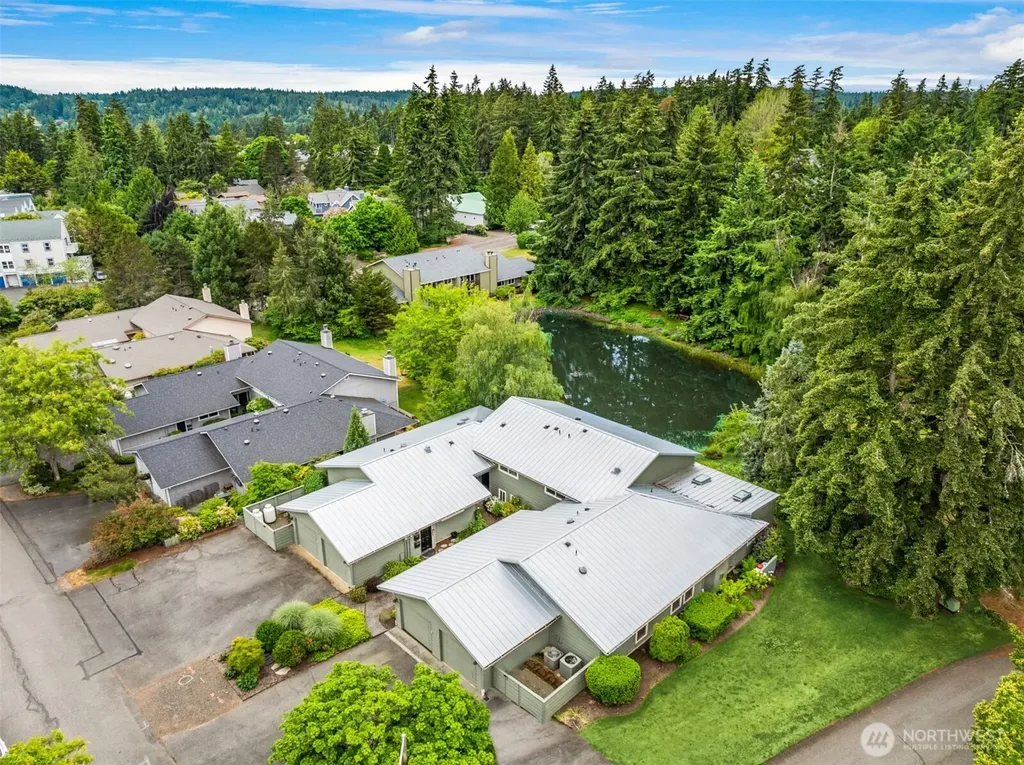 1011 Blue Heron Avenue NE Bainbridge Island WA 98110