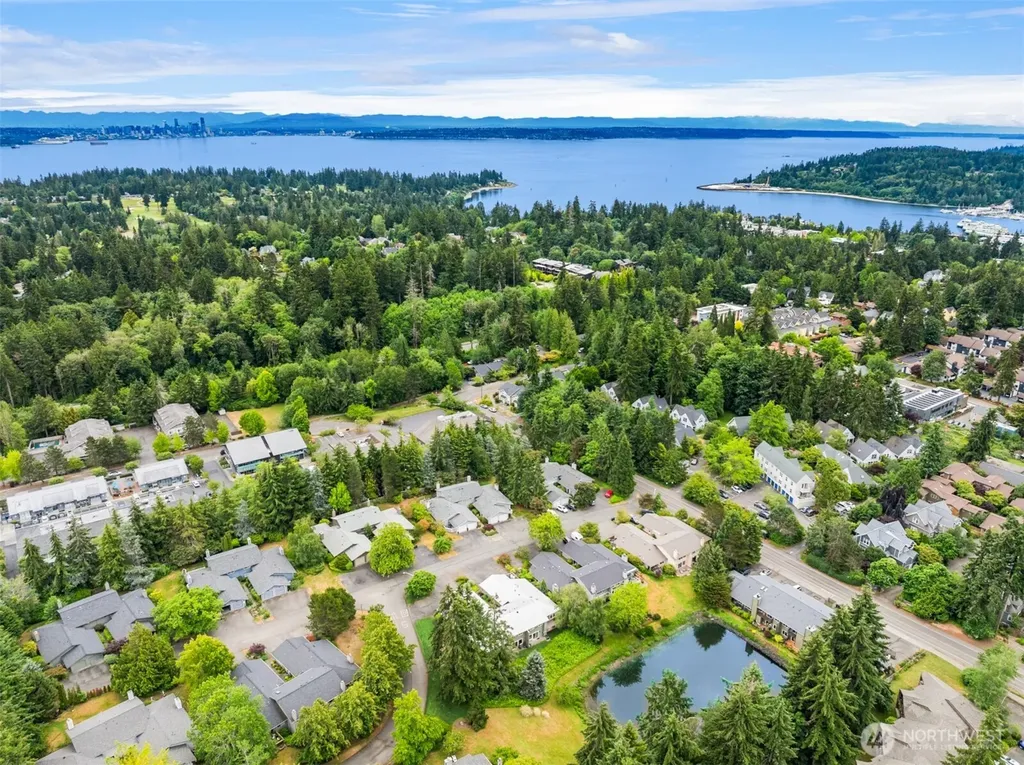 1011 Blue Heron Avenue NE Bainbridge Island WA 98110