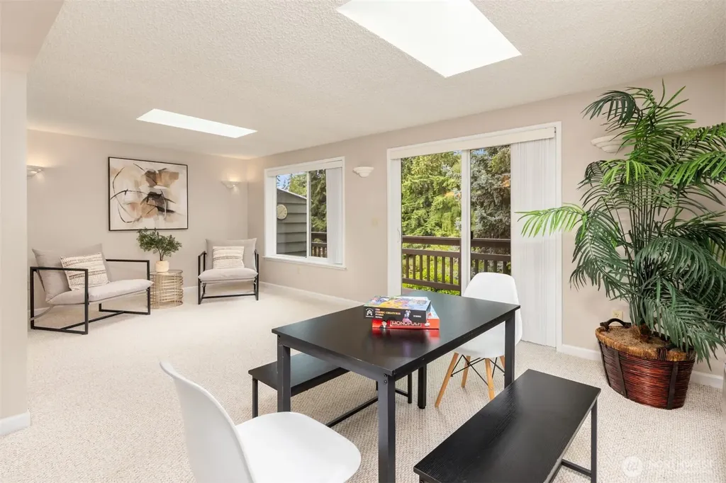 1011 Blue Heron Avenue NE Bainbridge Island WA 98110
