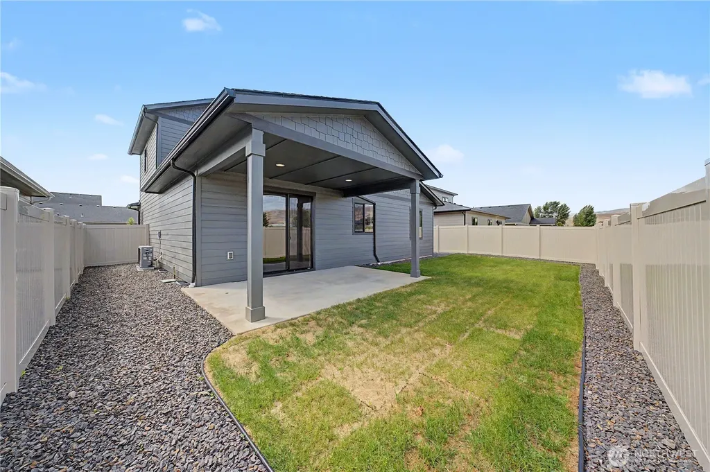551 Perry Avenue East Wenatchee WA 98802
