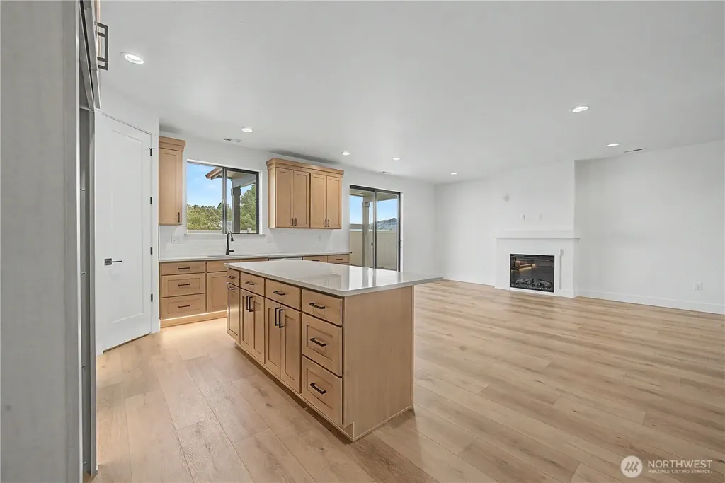 551 Perry Avenue East Wenatchee WA 98802