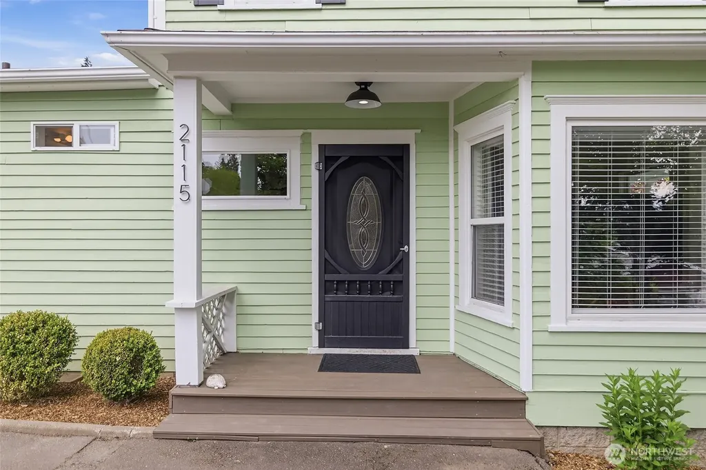 2115 Main Street Everett WA 98203