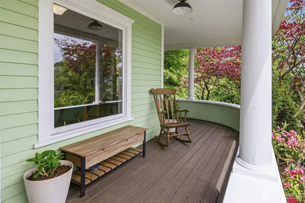 2115 Main Street Everett WA 98203